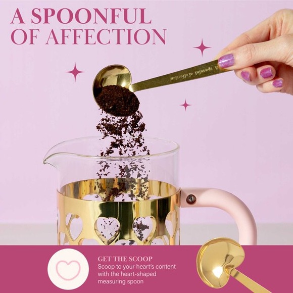 New Paris Hilton French Press Coffee Maker with Heart Shaped Scoop 34 Ounce Pink - Picture 5 of 10